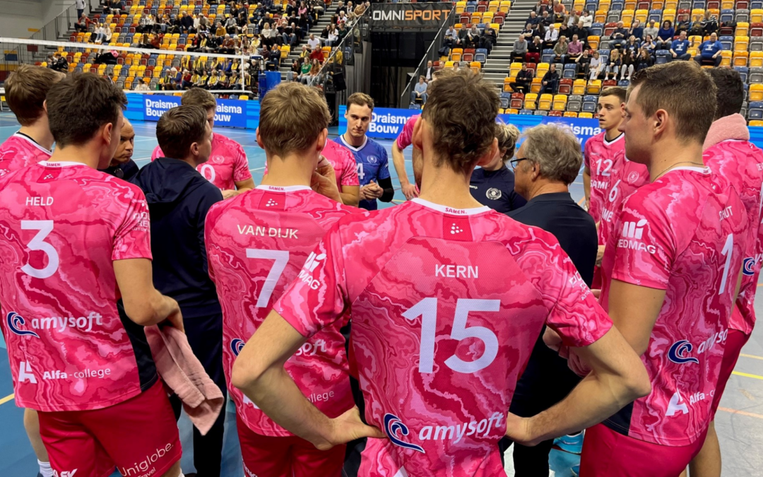 Samen Lycurgus laat kans op koppositie liggen na 3-2 verlies in Apeldoorn