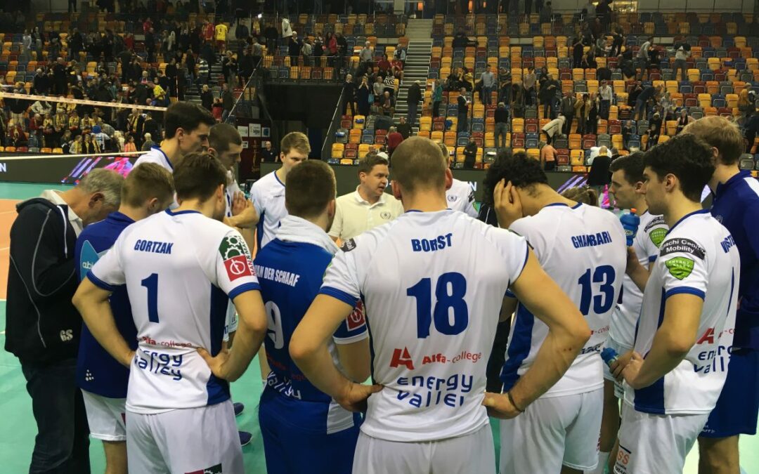 Abiant Lycurgus wint volleybalgevecht in Apeldoorn met 3-2