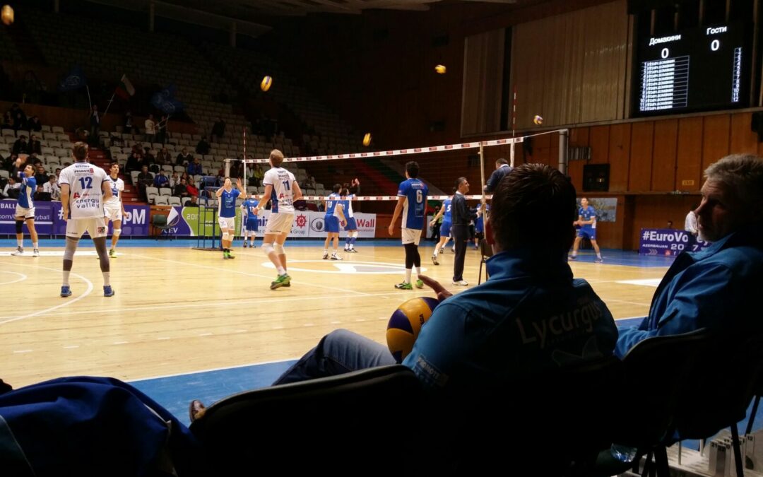 Slecht spelend Abiant Lycurgus verliest heenwedstrijd in zestiende finale CEV-Cup met 3-0