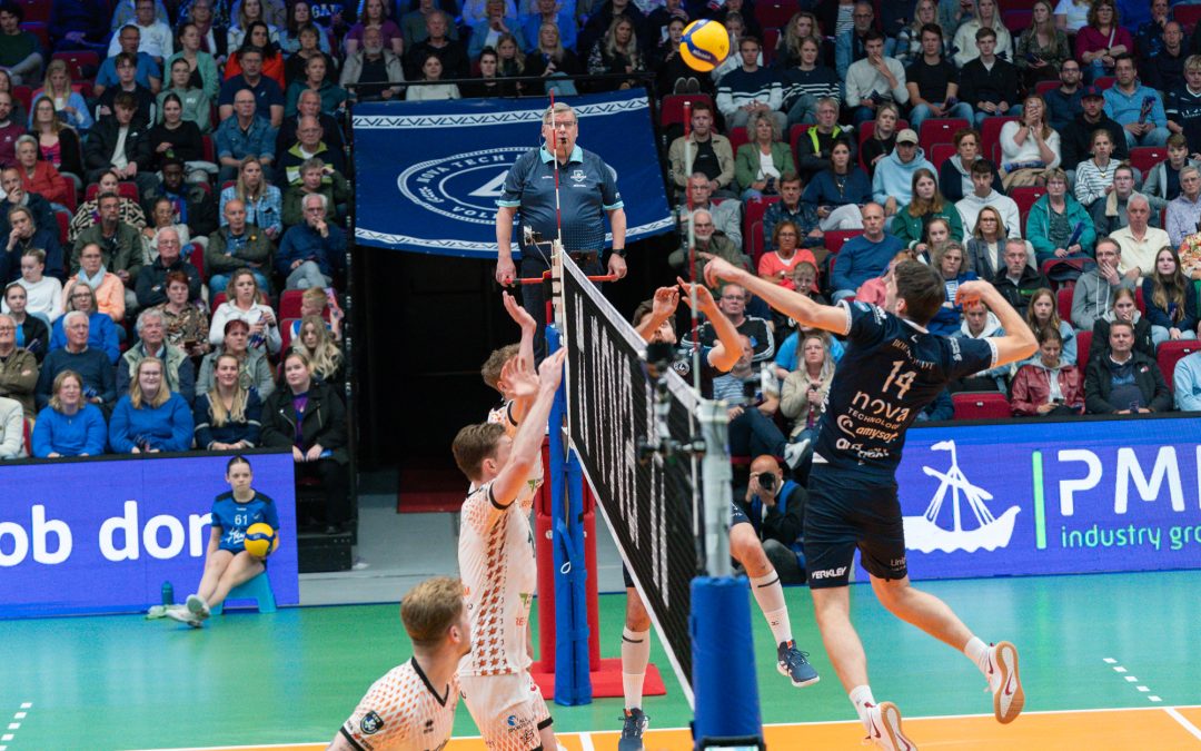 Strijdend Nova Tech Lycurgus in eerste finale in vijf sets onderuit