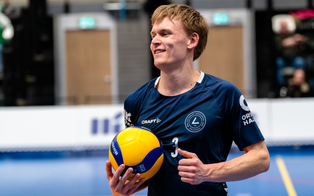 Mats Wiegers blijft en wil zich verder ontwikkelen: ‘Ik ga nu echt libero worden’